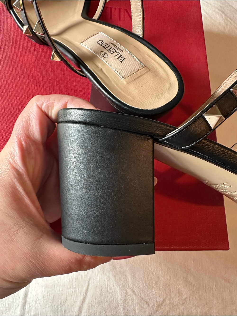 Authentic Valentino Rockstud Leather Slide Sandals (60 mm) - Picture 6 of 9